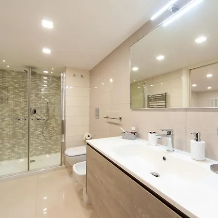 Centro Storico - Casa Con Wi-fi E 4 Posti Letto In Via Dei Tribunali Apartamento